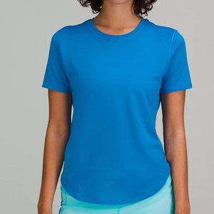 BNWT Lululemon High Neck Running and Training T-Shirt, Size 8, Color: Poolside